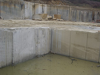 Cantera de Folgueroles de Pedreres Incomar